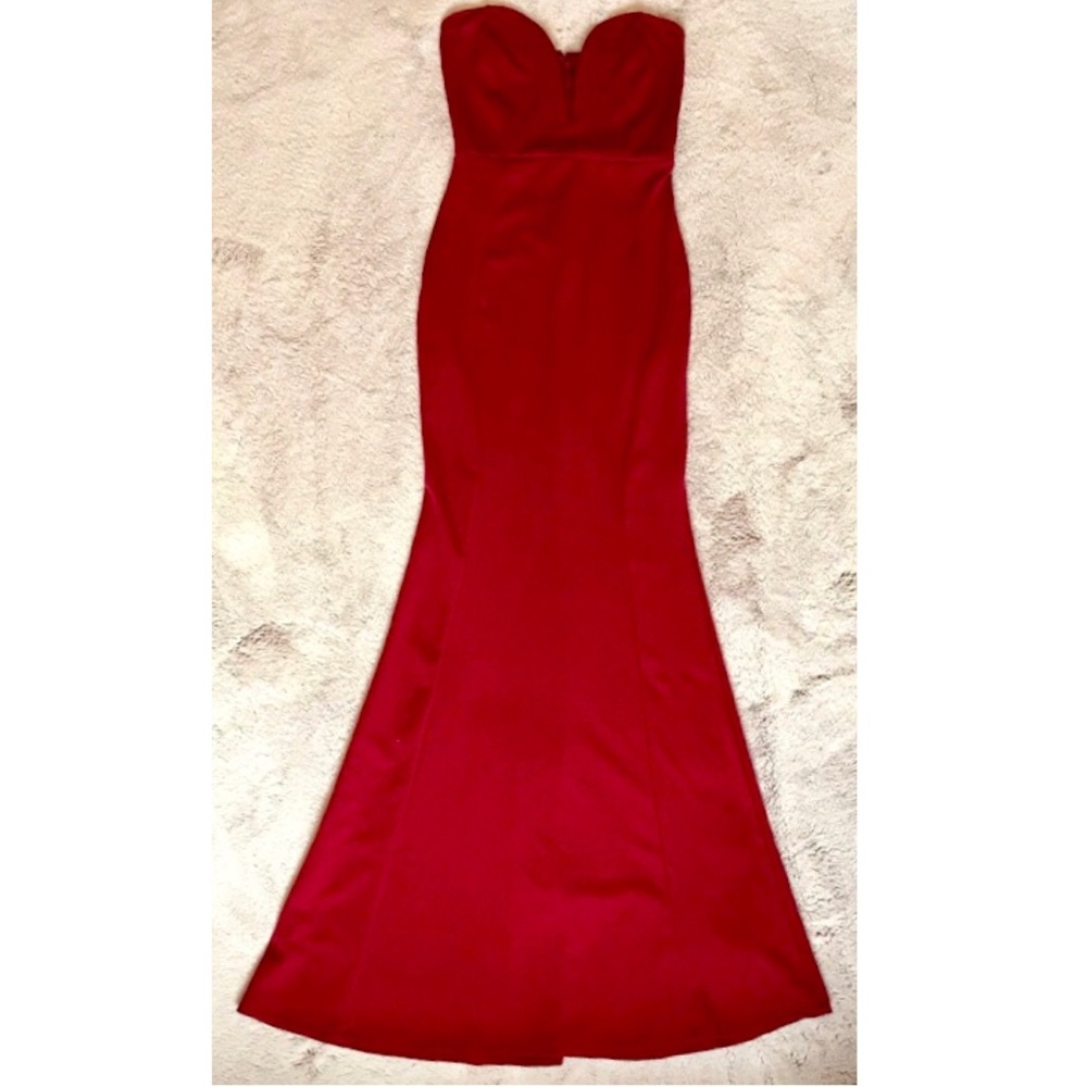 Strapless deep V cut dress